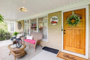 Fire Pit and Game Room Family Home in Marshall